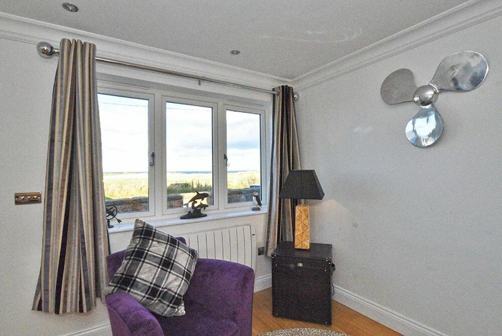 Farne Cottage Beadnell Bagian luar foto